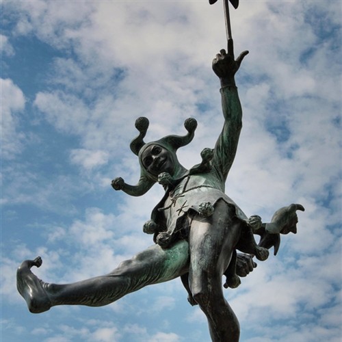Photo of The Jester Statue in Stratford-Upon-Avon