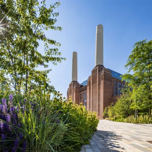 A photo outside Battersea Power Station 